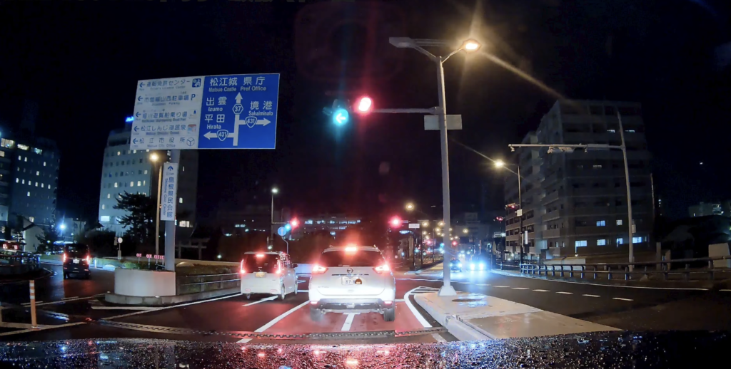 AKY730PRO走行時の映像(夜)